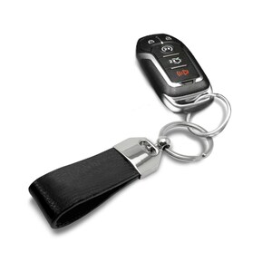iPick Image for Dodge Scat-Pack Black Real Leather Loop Strap Chrome Metal Key Chain, Official Licensed image 4
