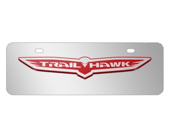 Imagen iPick para placa de matrícula de acero inoxidable de tamaño medio, cromada, con logotipo 3D de Jeep Trailhawk, de 30 x 10,8 cm, estilo europeo, con licencia oficial.
