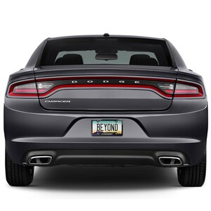 iPick Image for Dodge Charger Real Carbon Fiber Insert Black Stainless Steel License Plate Frame, Official Licensed immagine 4