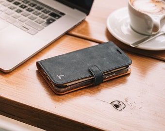 Snakehive Personalised Vintage Black Leather Wallet Case for Apple