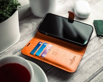 Snakehive Personalised Real Leather Wallet Phone Case for Google Pixel 6, 6 Pro, 7, 7 Pro, 8 and 8 Pro - Black