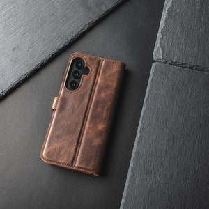 Cartera para Samsung Galaxy A55, A56, A35 y A36 - Hecha a mano en piel flor - Con soporte de visualización y tarjetero de Snakehive