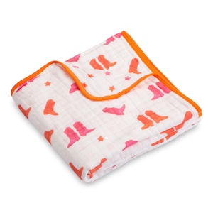 LollyBanks Muslin Baby Quilt, 6 Layer Cotton Baby Blanket 47&quot;x47&quot;, Lightweight Crib Blanket, Nursery Bedding (Pink Boot Print)