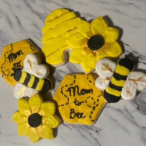 Mom to Bee Decorated Sugar Cookies