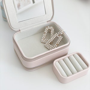 Personalized jewelry box light blue, jewelry storage, pink jewelry box with gold writing, Valentine's Day gift image 7