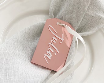 Personalisierte Platzkarte Acryl Roségold verspiegelt, Geschenkanhänger Roségold