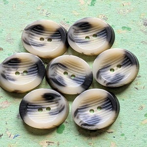 Large Oval Coat Buttons: Matte Black & Beige Grooved Plastic, 26x32mm - 7 Pcs