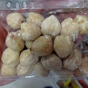 Kemiri candlenut, kukui nut Aleurites moluccanus whole