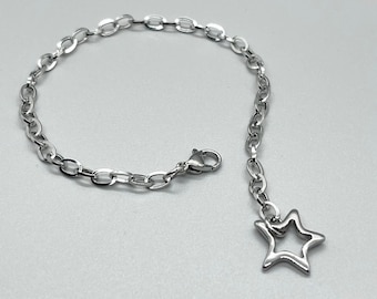 Stainless Steel STAR Pendant Bracelet ~ No Tarnish ~ Oval Link Chain ~ Mini Paperclip ~ Women ~ Teen ~ Fun Fashion On The Go