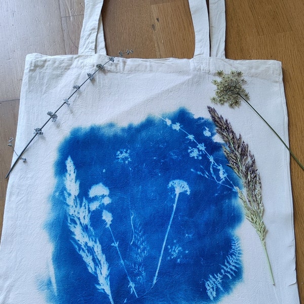 Sac tote bag avec illustration en cyanotype