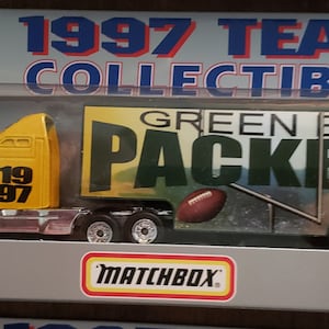 Matchbox 1997 Green Bay Packers Hauler