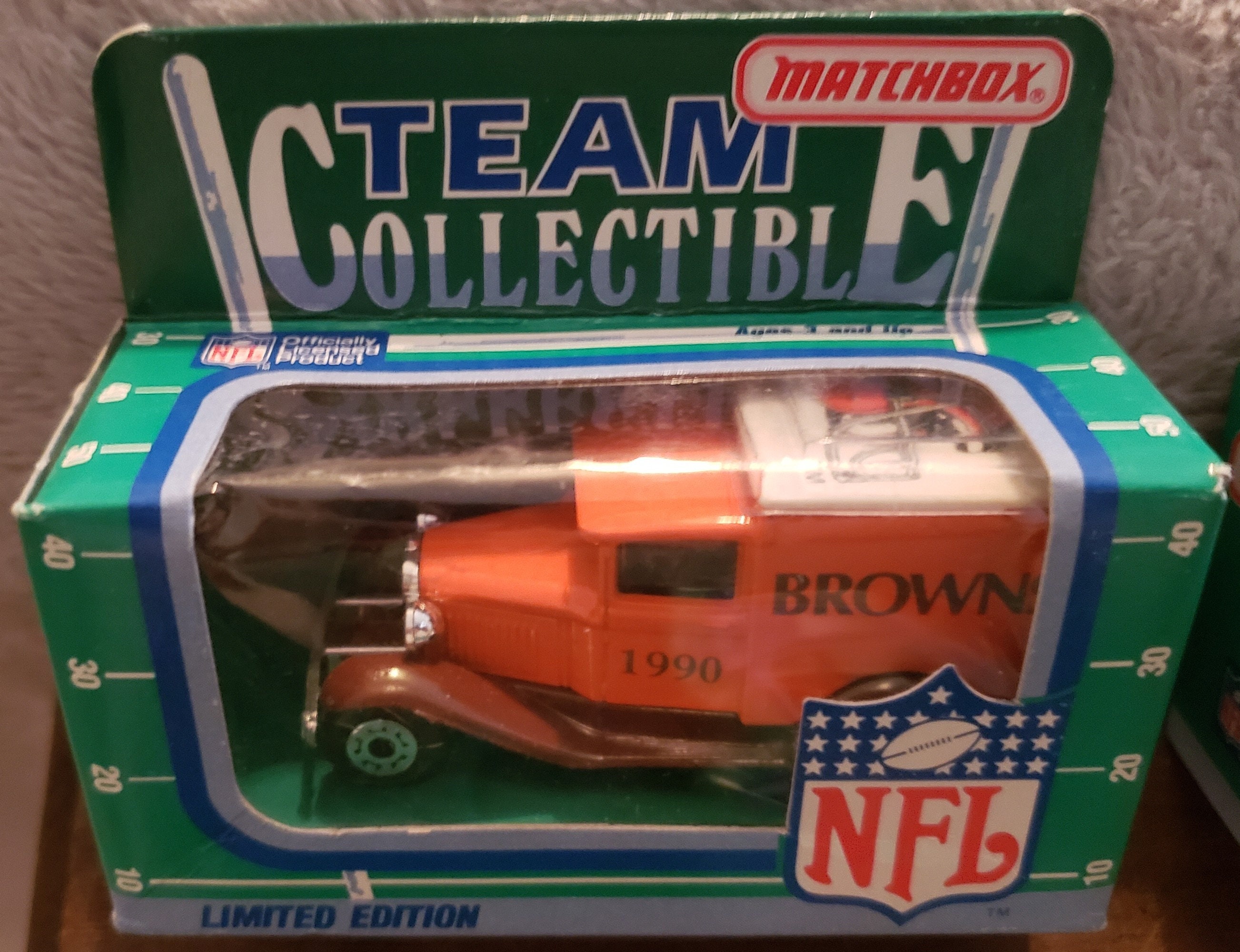 Matchbox 1990 Cleveland Browns (NOW BALTIMORE RAVENS) Model A Ford