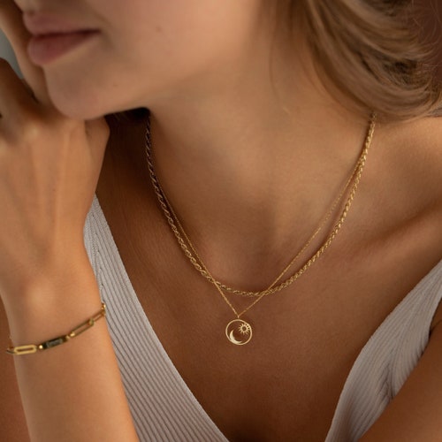 Collier soleil et lune, collier rayon de soleil | Collier croissant de lune, collier soleil doré | Pendentif soleil en argent sterling, breloque soleil, soleil doré