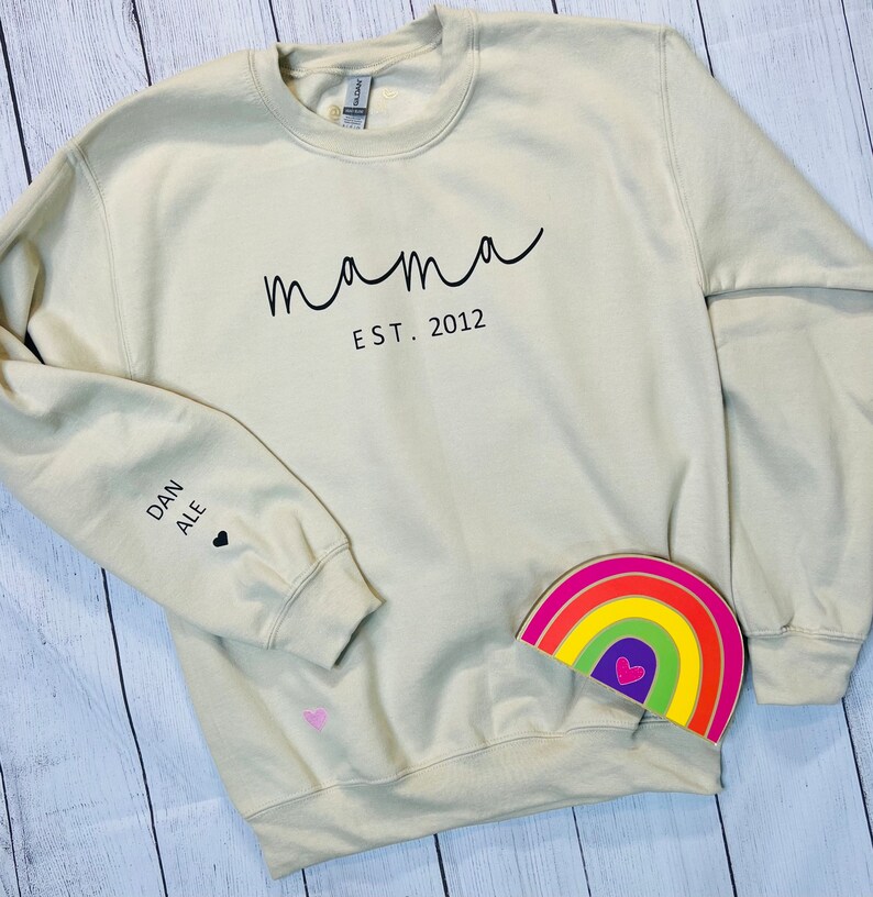 Personalized Mama Sweatshirts Custom Mom Gift, Mama Bear