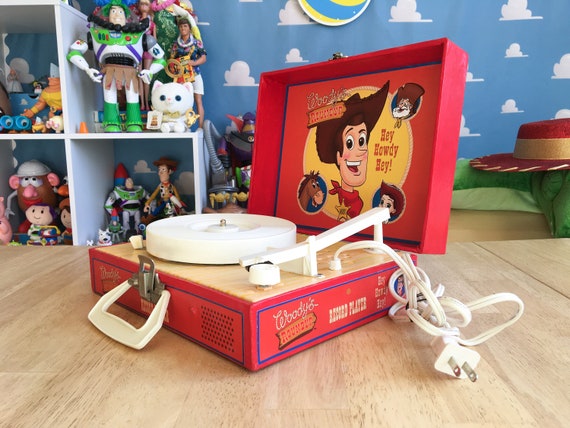 トイストーリー ウッディのラウンドアップ レコードプレーヤー