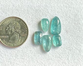 5 stuks mintgroene kyaniet cabochon edelstenen, natuurlijke losse kyaniet edelstenen, kyaniet voor het maken van sieraden | AFMETINGEN - 9x7x4mm tot 14x8x4mm