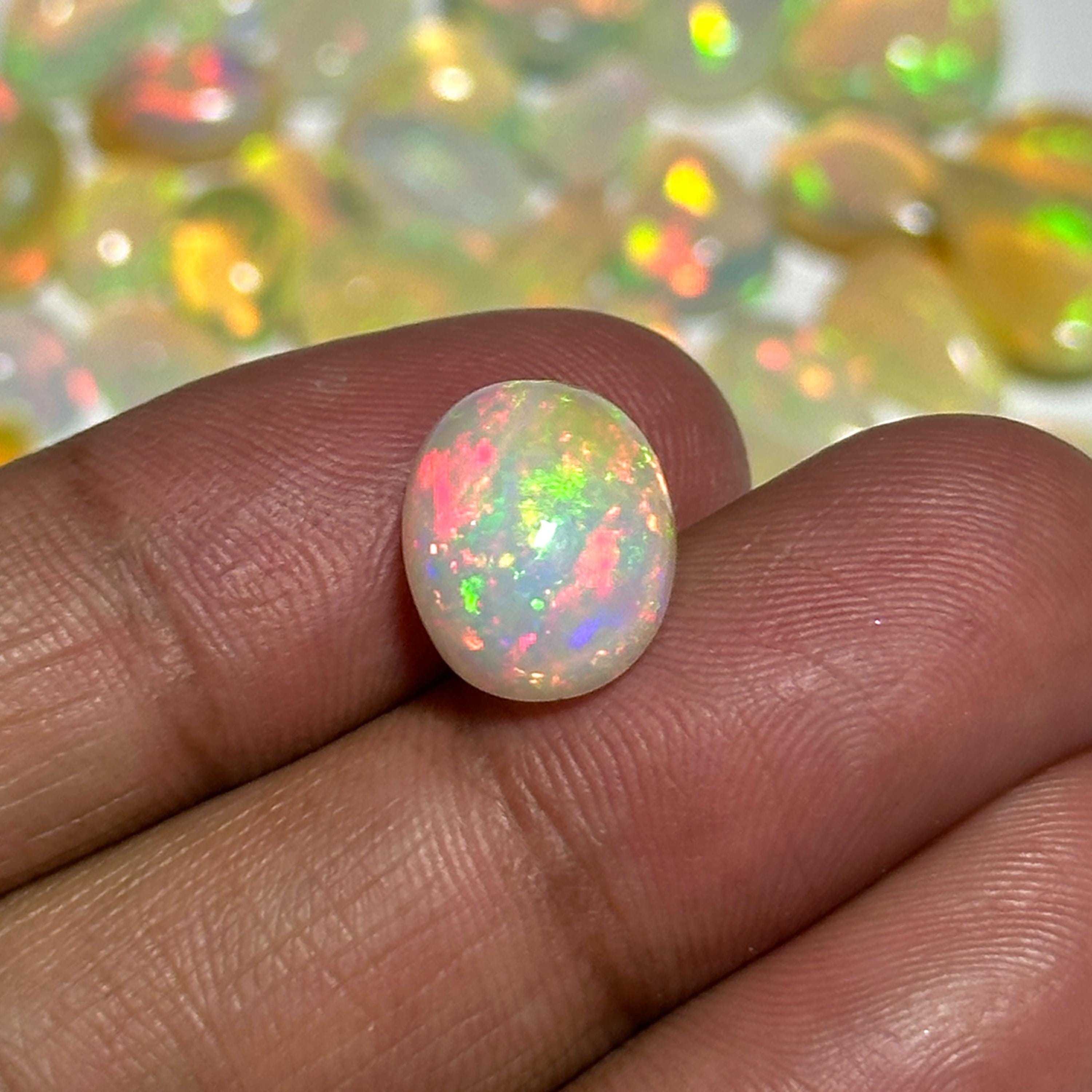 天然石 エチオピアオパール(opal) オーバルカボション 約 6x8mm エチオピア産オパール オーバル カボション11×9mm 1個｜天然石ビーズの