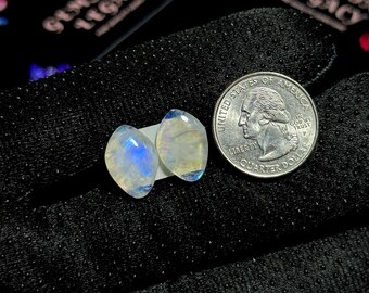 17x12x4mm, Clear Moonstone Gemstone Match Pair, Polished Moonstone Pair, Blue Flash Moonstone Earrings Stones, Rainbow Moonstone Cabochon