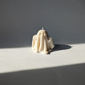 Halloween Ghost Candle | Halloween Candle | Halloween Decor | Soy Wax Candle | Fall Home Decor | Autumn Decor | Spooky Decor | Cute Ghost