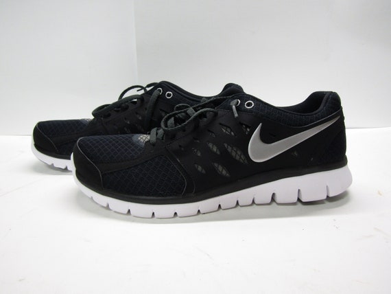 Never Worn Nike Fitsole Run/walk Black Shoes Men Sz 12 No Box - Etsy