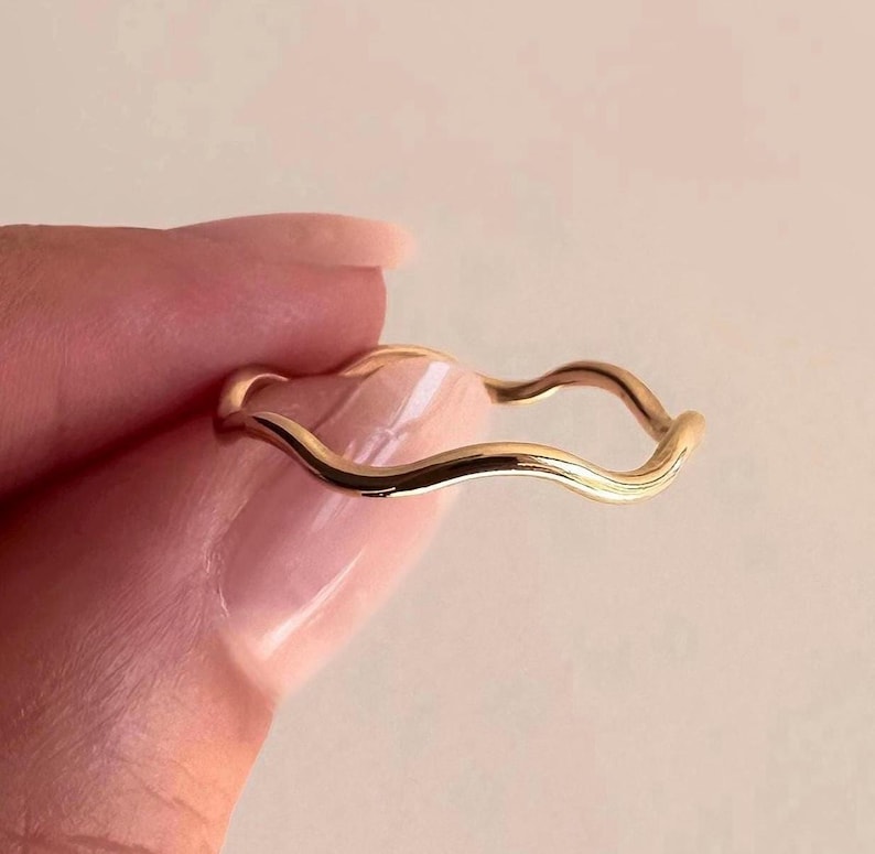 Wave Ring Gold Filled Silver Dainty Stacking Ring Thin Gold Band Minimalist Wavy Ring Gold Ring Trending Bestseller Everyday Jewelry Gift 14K GOLD FILLED