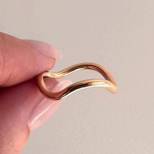 Asymmetrical Gold Filled Silver Sculptural Wave Ring Wavy Band Organic Curve Design Thick Wavy Ring Minimalist Jewelry Birthday Gift for Her