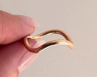 Asymmetrical Gold Filled Silver Sculptural Wave Ring Wavy Band Organic Curve Design Thick Wavy Ring Minimalist Jewelry Birthday Gift for Her