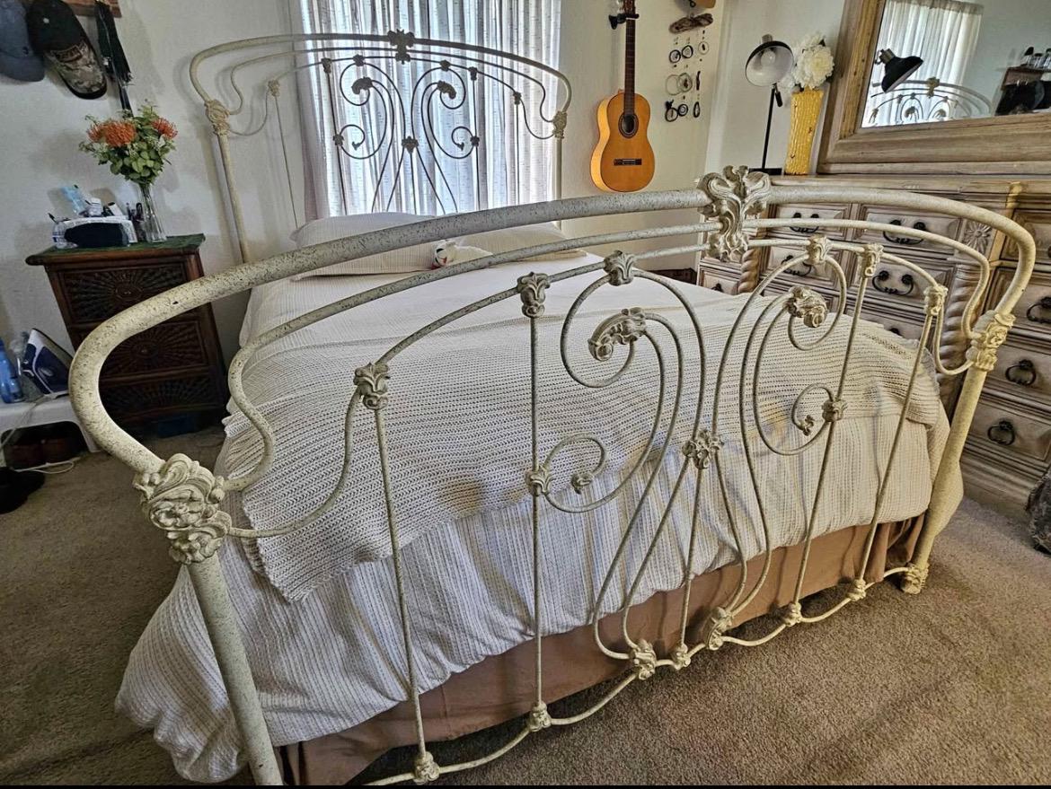 ベッド＆ヘッドボード - ビンテージ - Etsy 日本