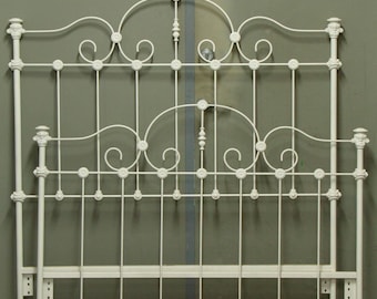 Estructura de cama vintage completa de Elliott's Designs