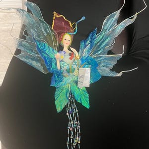 Schöne blaue Fee Ornament mit abnehmbaren Flügeln 21 cm