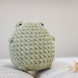 Frog Crochet Pattern “Matcha&quot; Plushies Amigurumi KeychainPDF Pattern