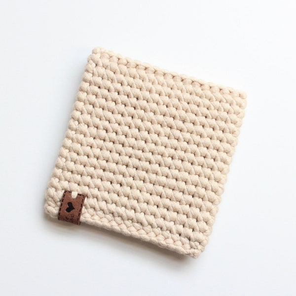 Modern Coaster Crochet Pattern