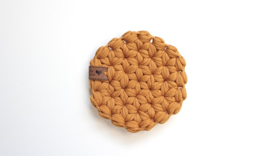 Jasmine Coaster Crochet Pattern + VIDEO TUTORIAL