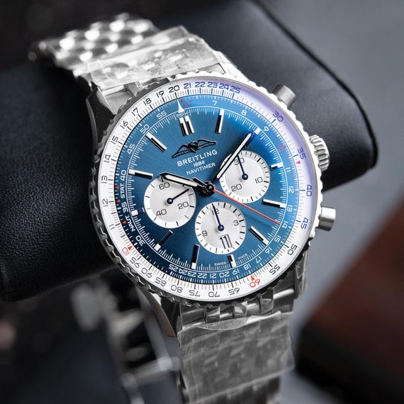 Breitling Navitimer B01 Chronograph Ref. AB013721… - image 2