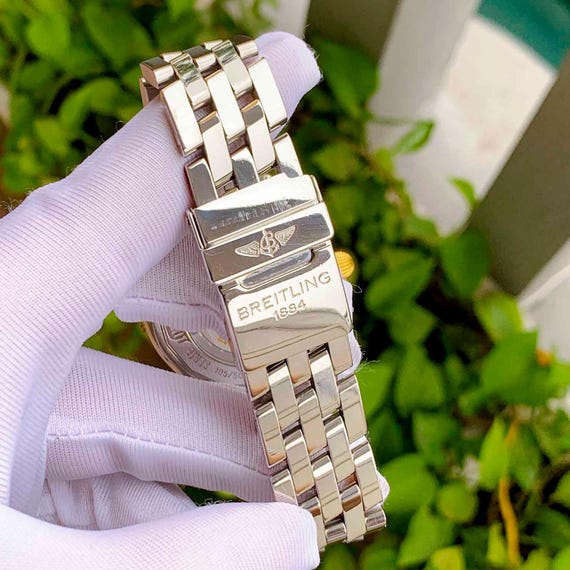 Breitling Shadow Flyback Chronograph Ref. B35313U… - image 8