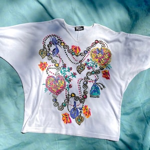 80s Vintage Oversized Baroque Top / 1980s Novelty Print Shirt / 80s Grandma Shirt / Cottage Core / Plus Size Vintage / Mid Size Top / White