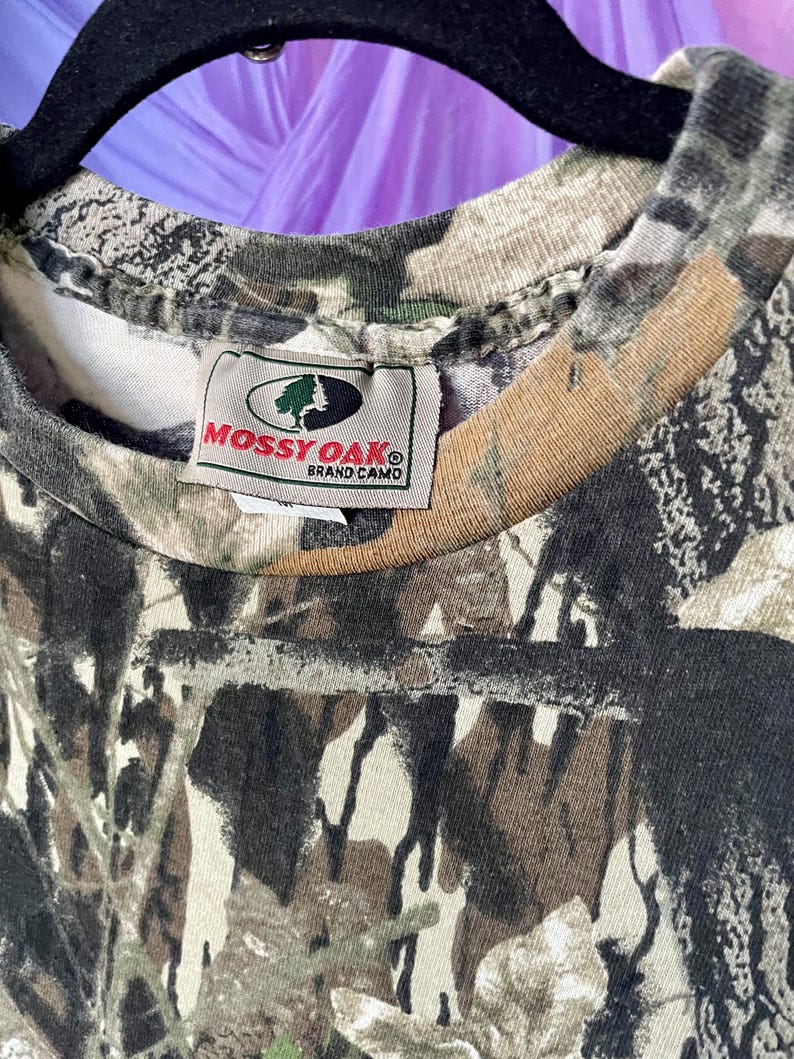 vintage camo single-stitch t-shirt M / 100% cotton short sleeve t-shirt / vtg Mossy Oak t-shirt / 1990s camouflage t-shirt with front pocket bild 8