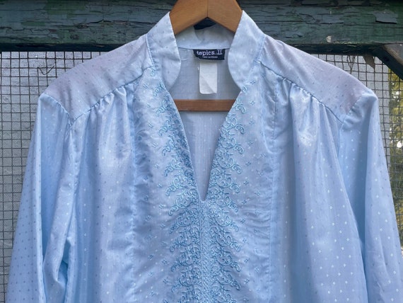 70s Vintage Pastel Blue Peasant Blouse / 1970s Lo… - image 2