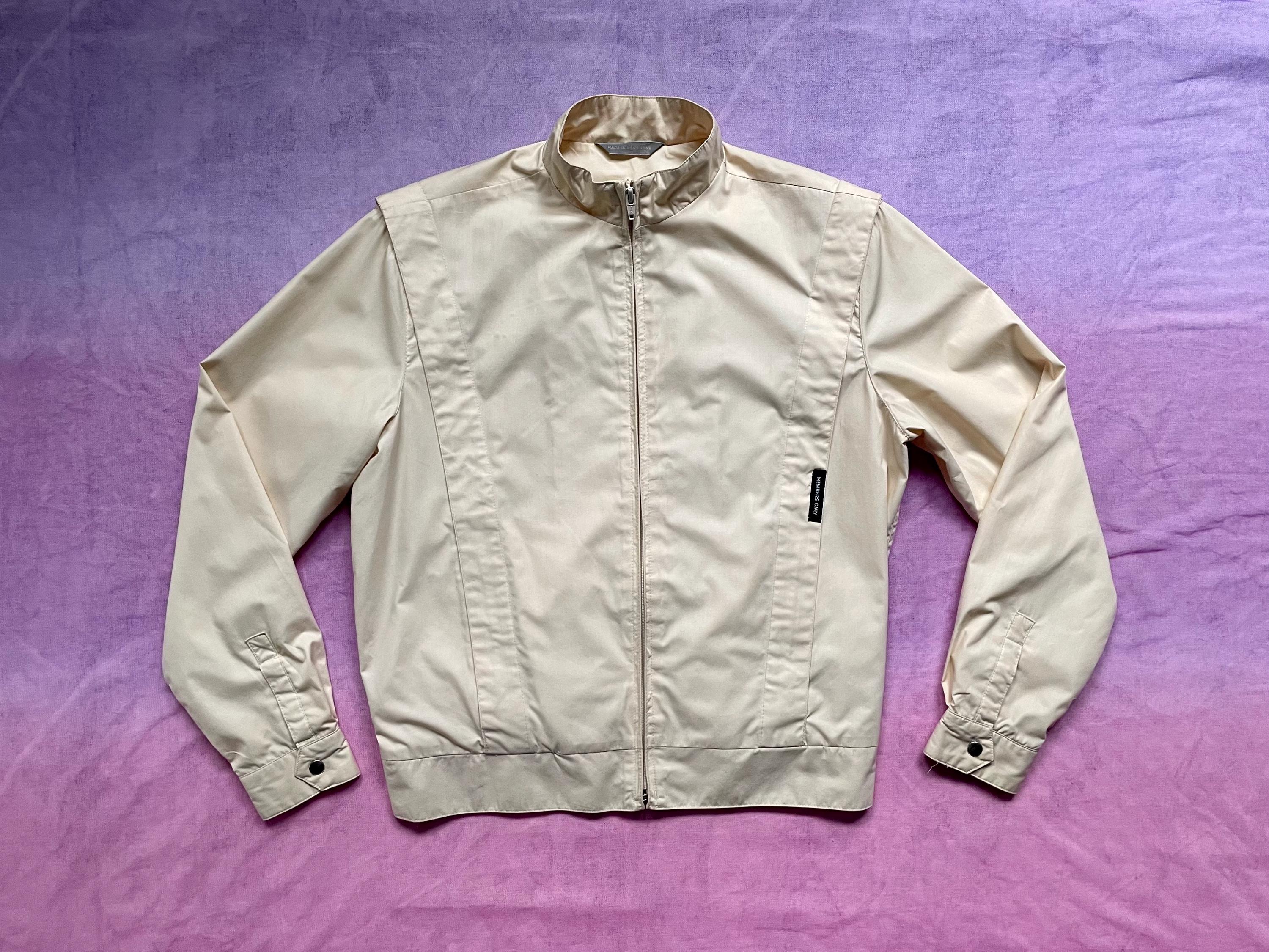 80s new wave Members Only jacket s/m vintage khaki beige Harrington  bomber jacket 1980s futuristic v shoulder pleat light jacket pockets