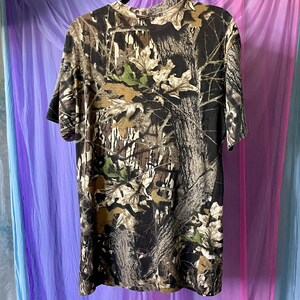 vintage camo single-stitch t-shirt M / 100% cotton short sleeve t-shirt / vtg Mossy Oak t-shirt / 1990s camouflage t-shirt with front pocket bild 10