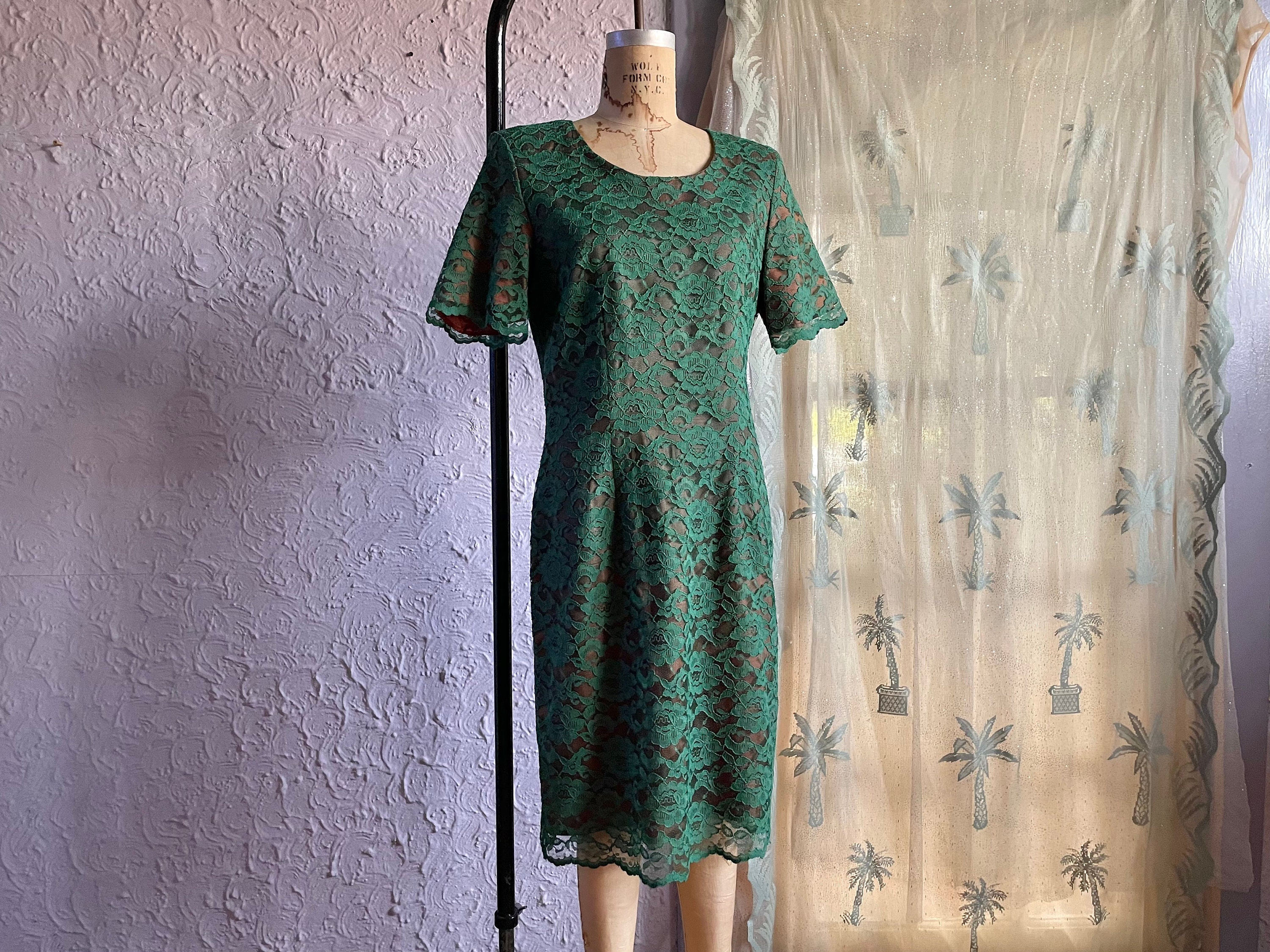 green emerald velvet dress Ingenue Swing Dress in Vintage Green Rose Print main image 1