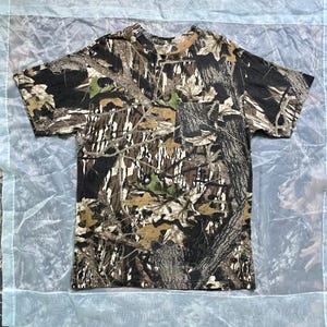 vintage camo single-stitch t-shirt M / 100% cotton short sleeve t-shirt / vtg Mossy Oak t-shirt / 1990s camouflage t-shirt with front pocket bild 13