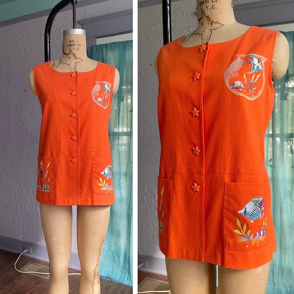 90s Fish Novelty Print Sleeveless Tunic / 1990s Orange Linen Longline Vest / Vintage Cotton Summer Blouse with Pockets / Mod Beach Button Up