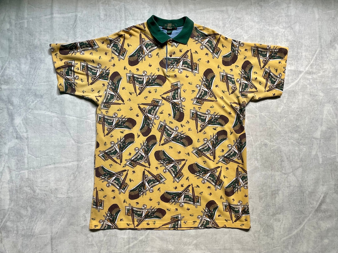 Vintage Fishing Tee Shirt Women's Large Green Bay Resort Cloyne, ONT. Blue