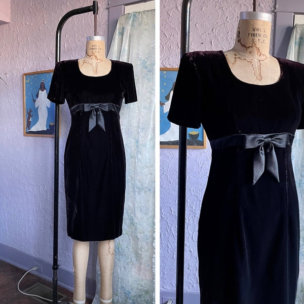 90s Black Velvet Party Dress by Maggy London / 1990s Short Sleeve Wiggle Dress / Vintage Empire Waist Cocktail Dress / Little Black Dress