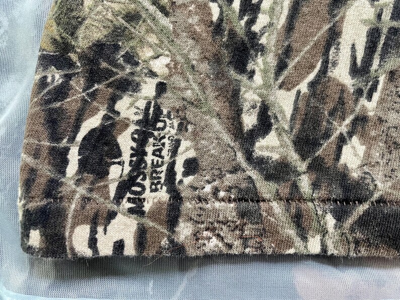 vintage camo single-stitch t-shirt M / 100% cotton short sleeve t-shirt / vtg Mossy Oak t-shirt / 1990s camouflage t-shirt with front pocket bild 14