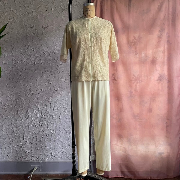 Vintage Vanity Fair Lace Pajamas / 60s Cream Nylon PJs Set / 1960s Semi Sheer Sleepwear Matching Set / Vintage Pajama Set Small / Loungewear