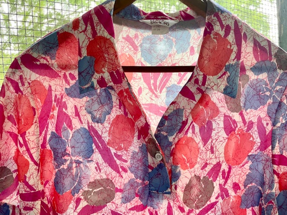 80s Abstract Short Sleeve Blouse / 1980s Floral W… - image 2