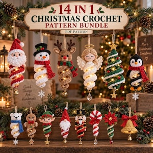 Peut inclure: Un ensemble de 14 modèles de crochet de Noël comprenant divers ornements suspendus tels qu'un père Noël, un bonhomme de neige, un renne, un ange, un sapin, un pingouin, un ours polaire, un pain d'épice, un elfe, un gnome et un casse-noisette.