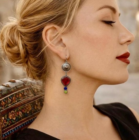Boucles d’oreille vintage Afghanistan, Bijoux ethniques anciens tribu Hazara, Boucles d’oreille tribale, orientale, asiatique, verre rouge